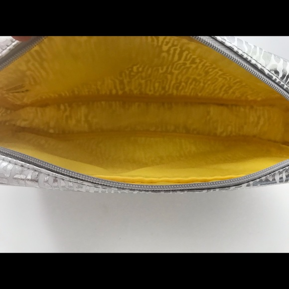 ‼️SOLD‼️🎉HP🎉🆕 New Clinique 5pc Makeup Set - Picture 4 of 8